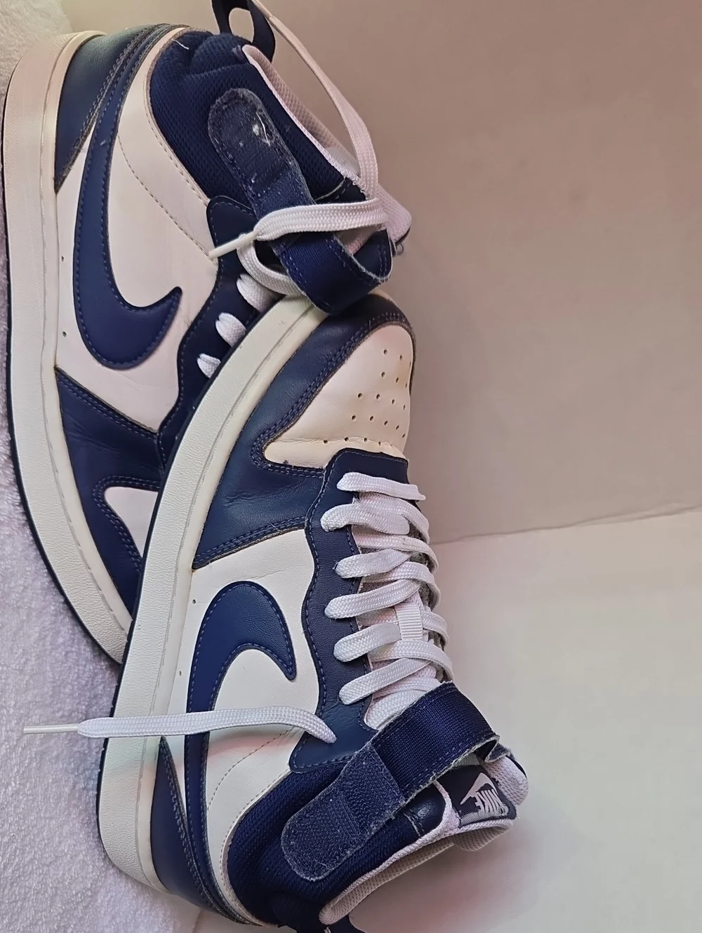Nike Court Borough Mid 2 Blue Void High Top Sneakers 7Y / Women's 9 Originals